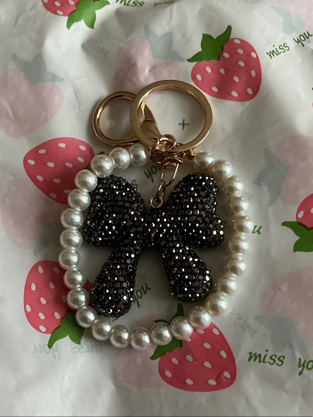 Pearl Beaded Keychain with Black Crystal Bow